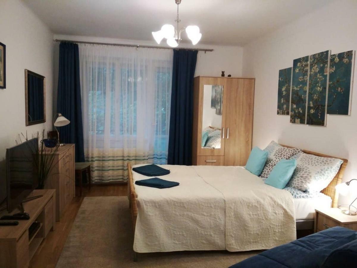 Zsuzsa Apartman บูดาเปสต์ ภายนอก รูปภาพ